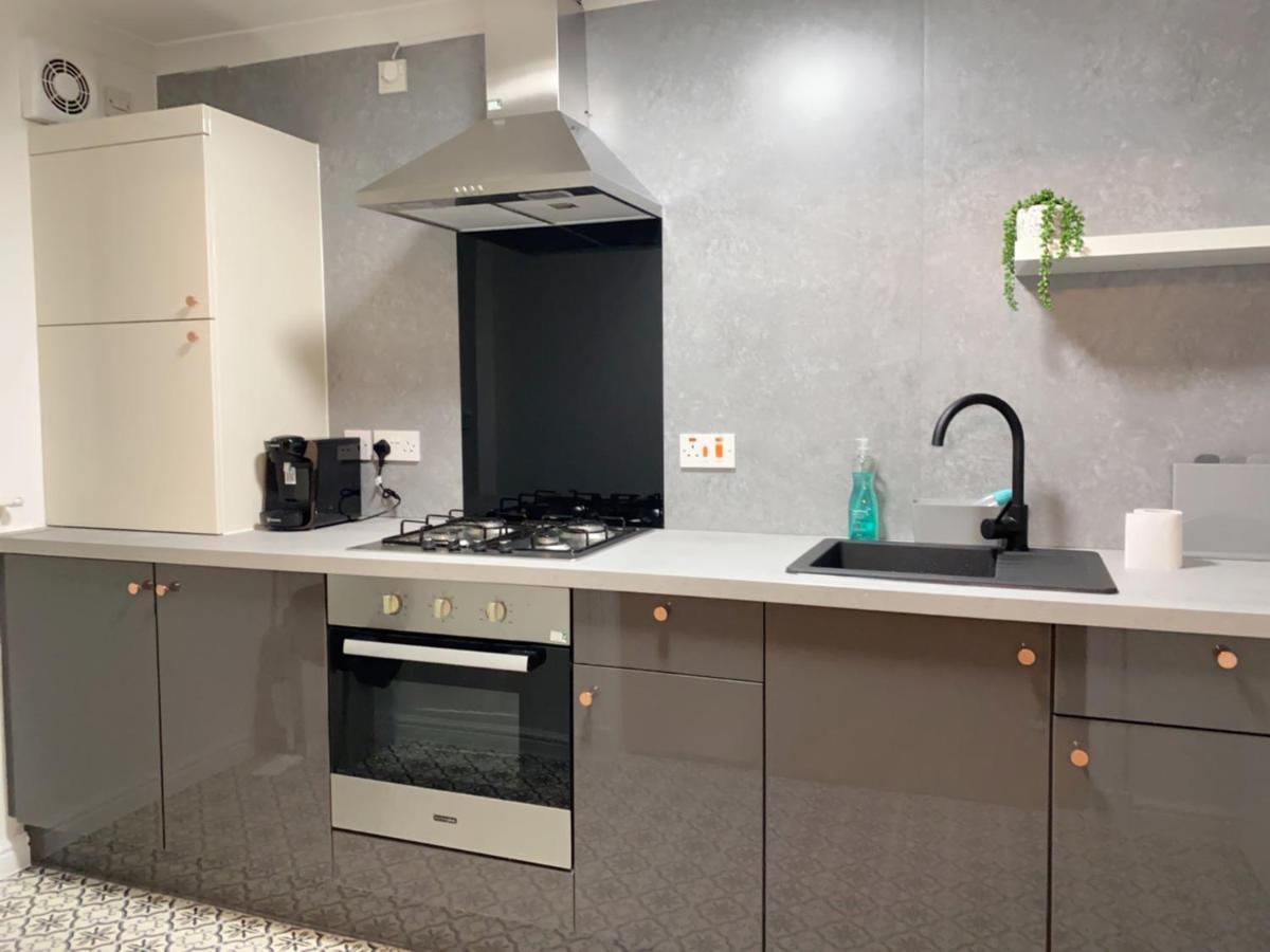 Private Main Door Lovely 2 Bedroom Apartment Edinburgh Exterior photo