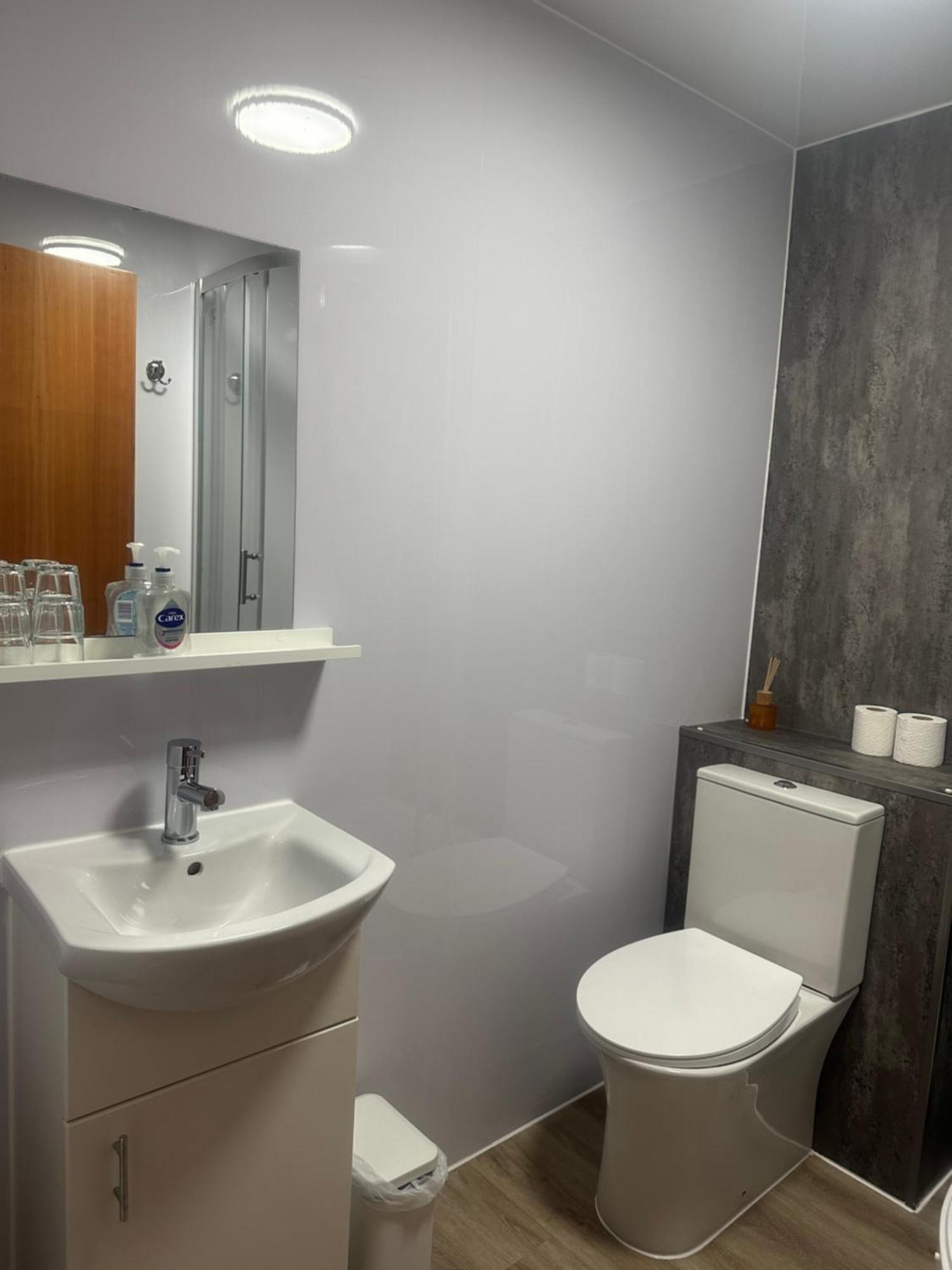 Private Main Door Lovely 2 Bedroom Apartment Edinburgh Exterior photo