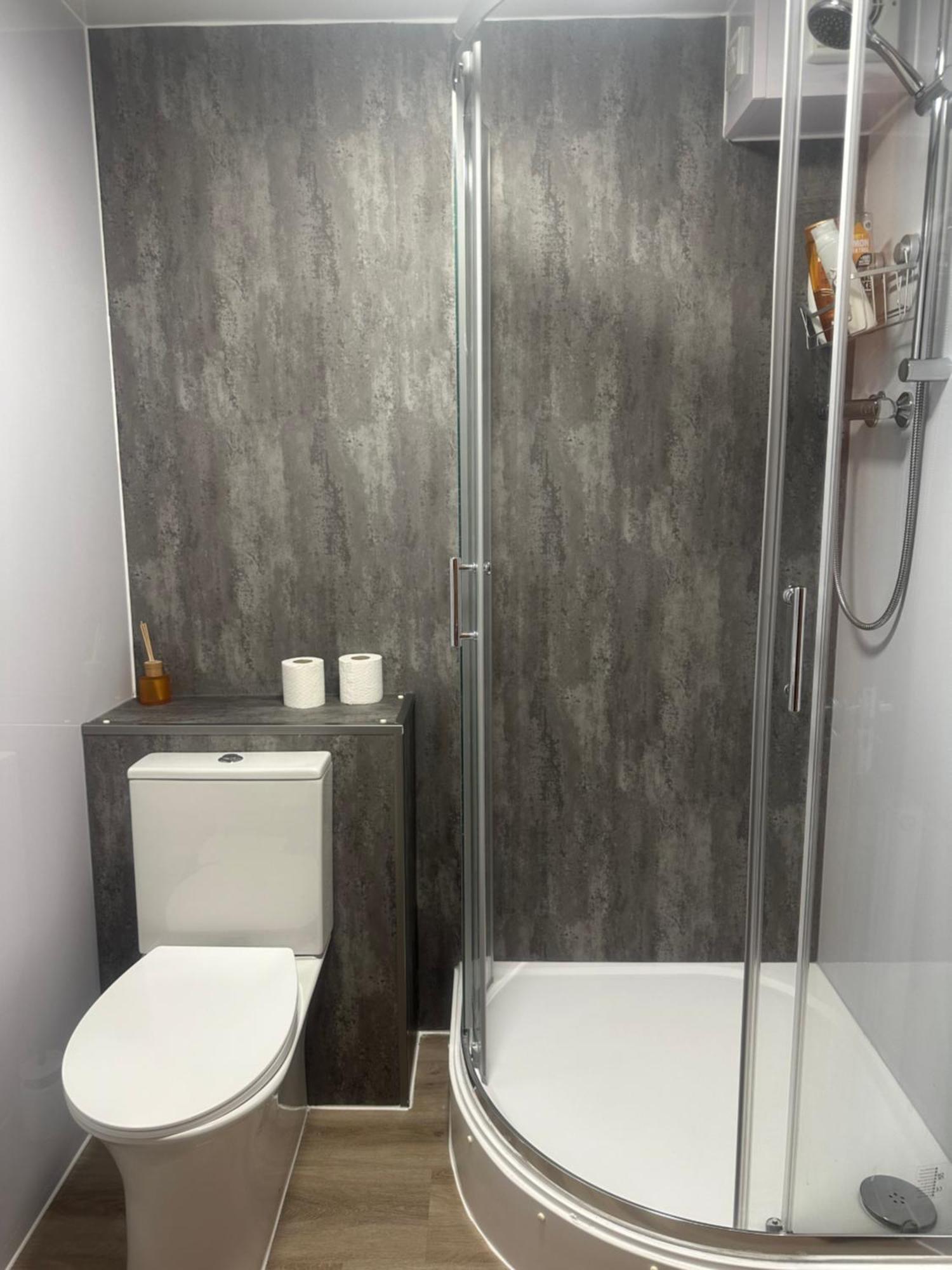 Private Main Door Lovely 2 Bedroom Apartment Edinburgh Exterior photo