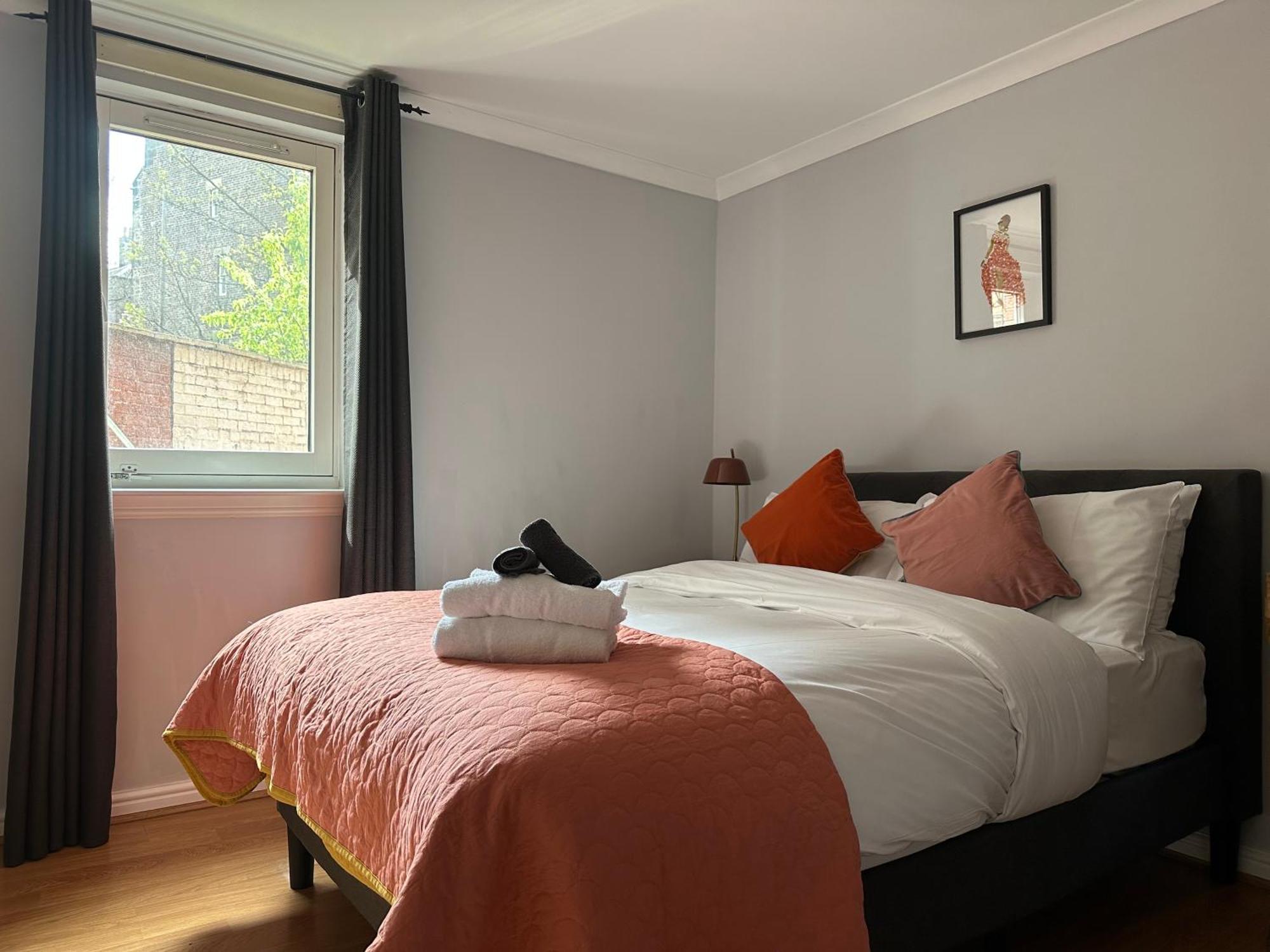 Private Main Door Lovely 2 Bedroom Apartment Edinburgh Exterior photo